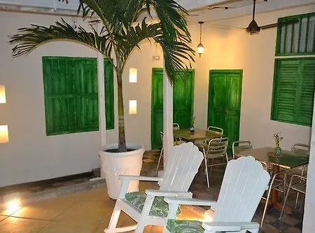 Green House San Diego Hostal